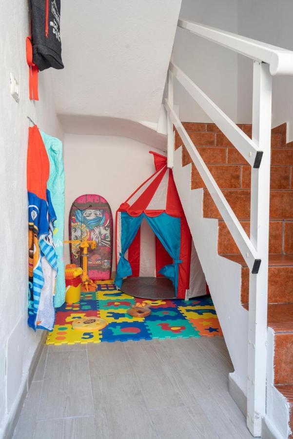 Spacious House With Huge Terrace Facing The Sea Bocacangrejo Buitenkant foto
