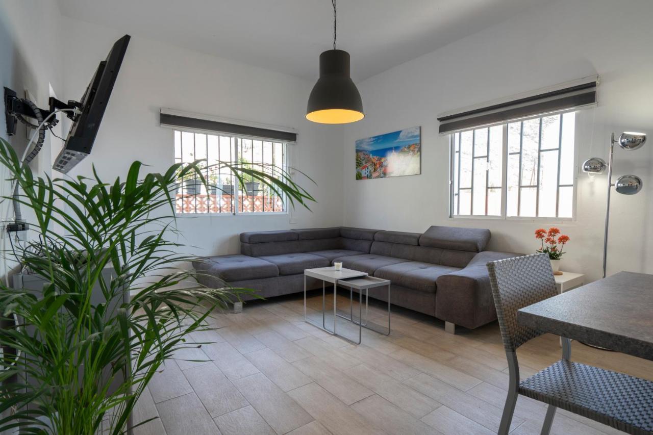 Spacious House With Huge Terrace Facing The Sea Bocacangrejo Buitenkant foto