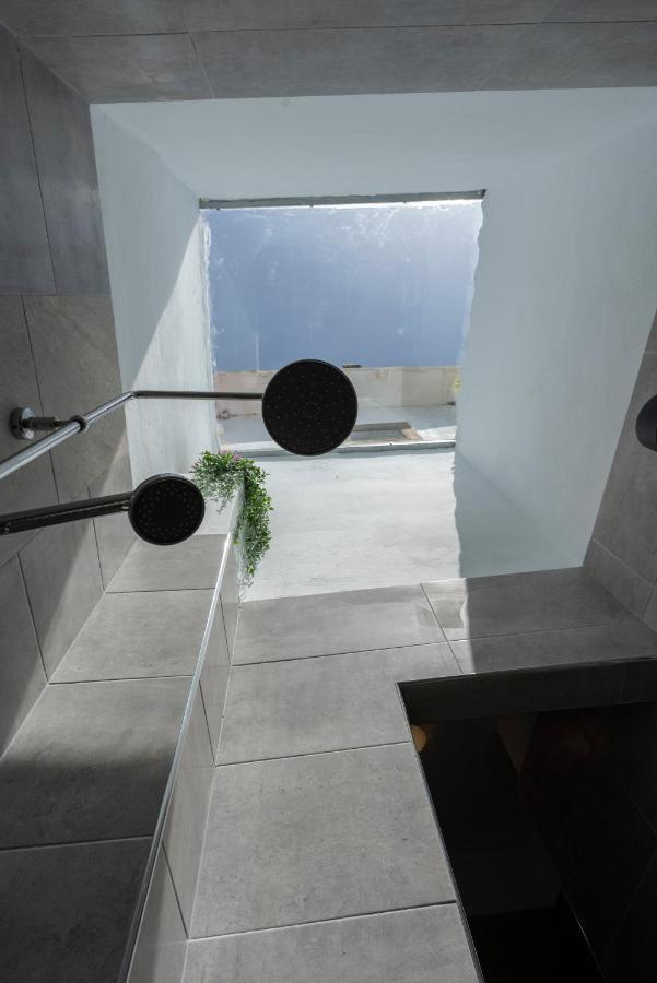 Spacious House With Huge Terrace Facing The Sea Bocacangrejo Buitenkant foto